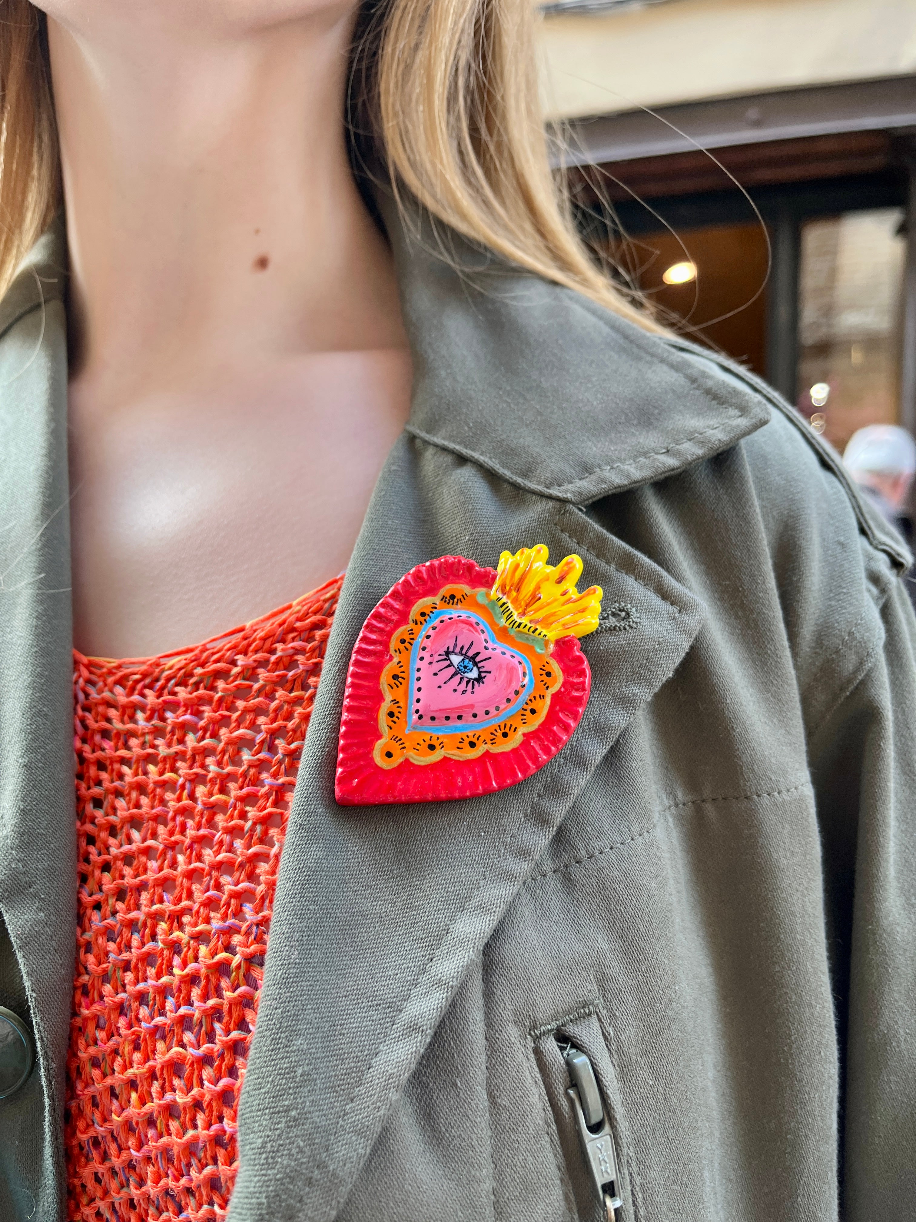 Broche coeur Ex Voto rouge oeil protecteur Rose Karma©