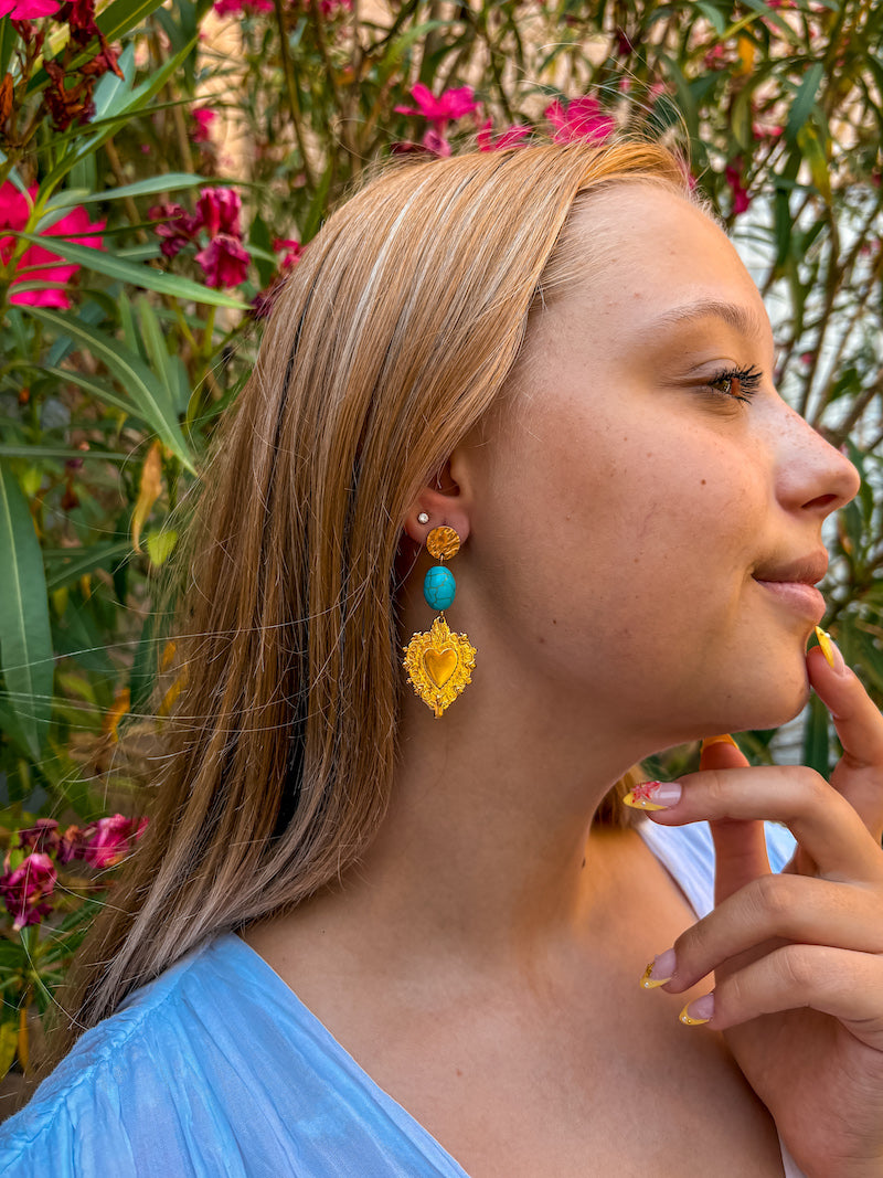 Boucles d'oreilles coeur Milagros en acier et pierre semi-précieuse Howlite