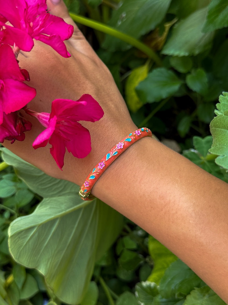 Bracelet jonc en acier bohème à fleurs
