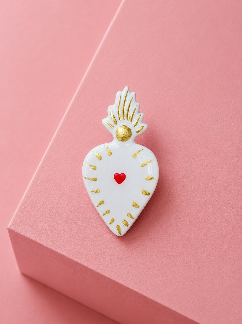 broche coeur sacre tendance fait main
