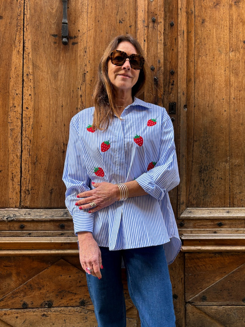 Chemisier ample rayé à motif fraise