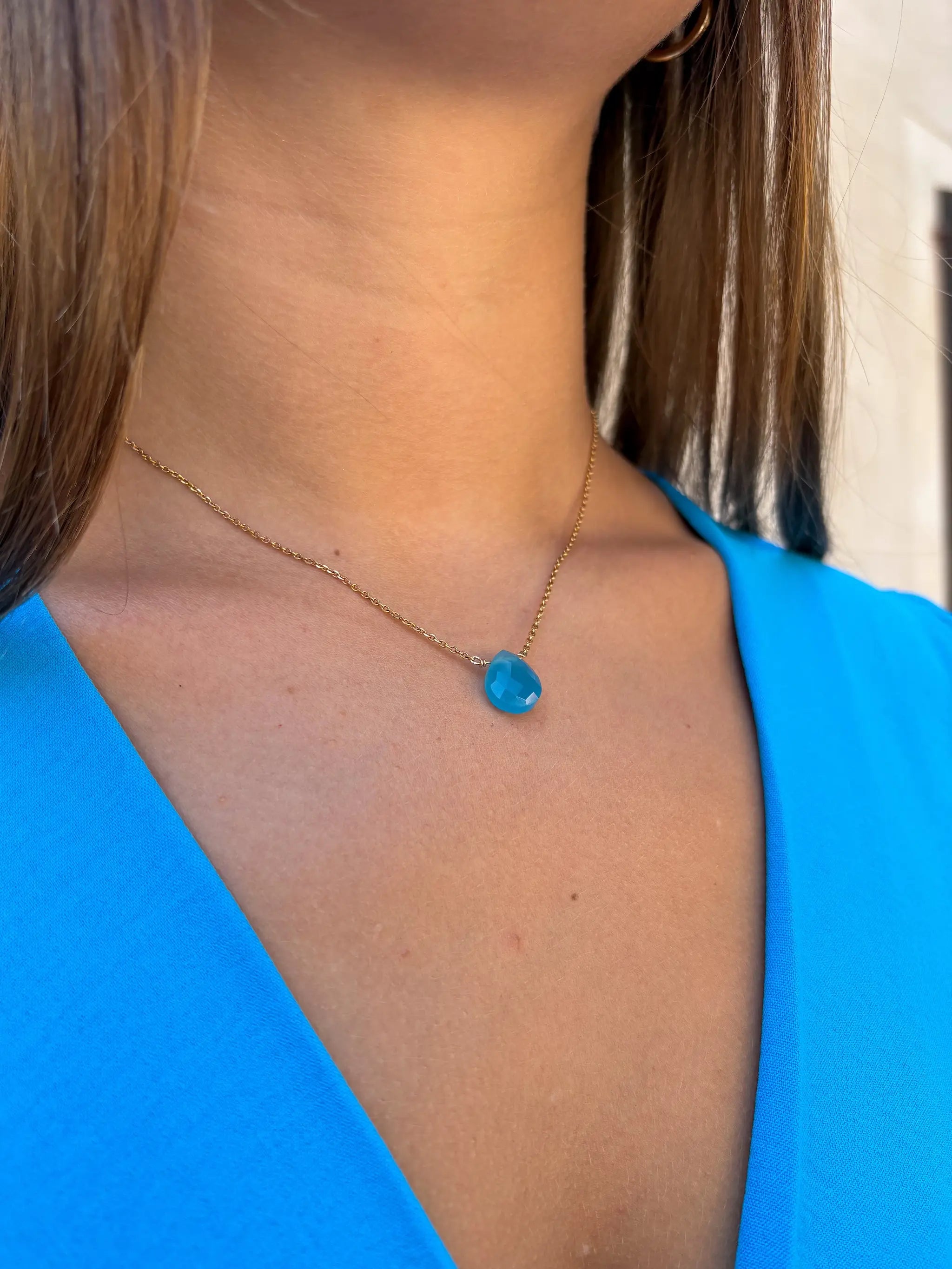 Collier en pierre précieuse agate bleue