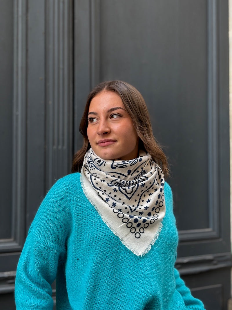 Foulard bandana blanc en laine