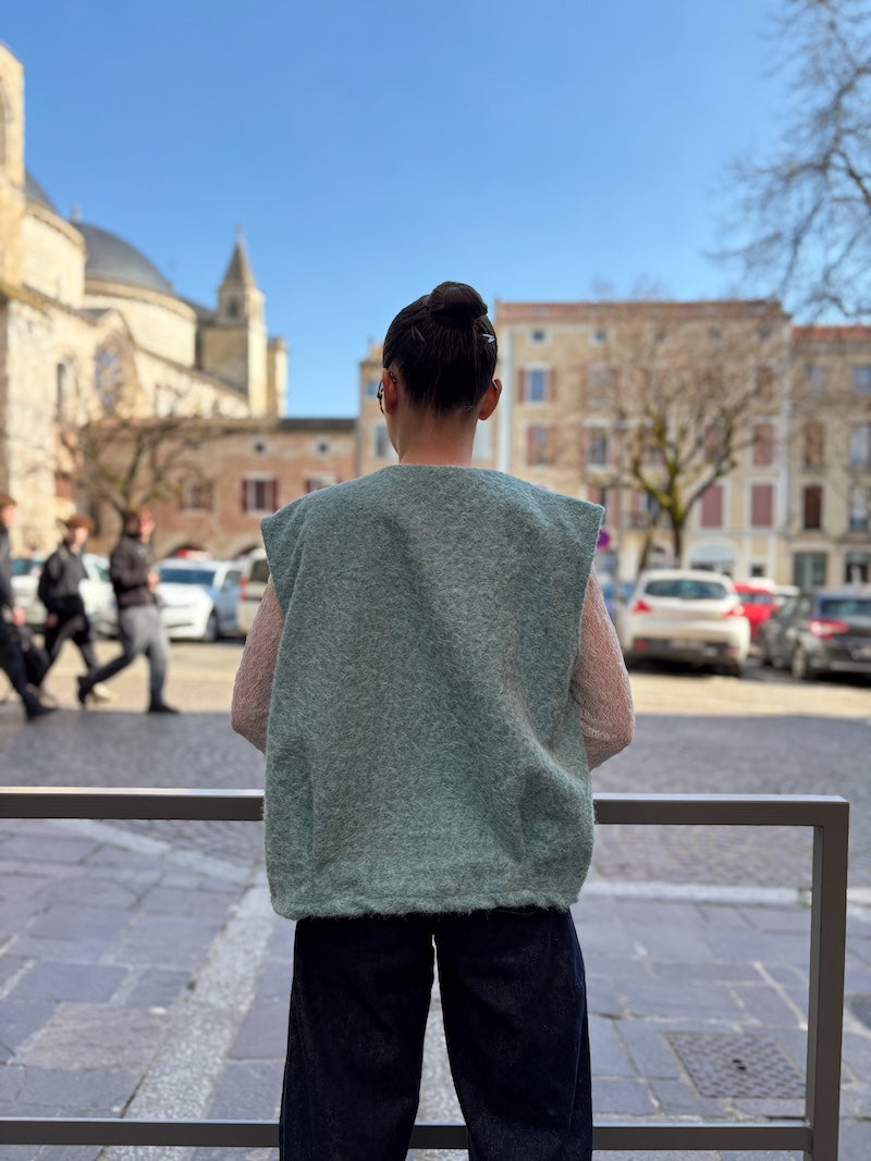 Gilet sans manches duveteux - Tendance et moderne