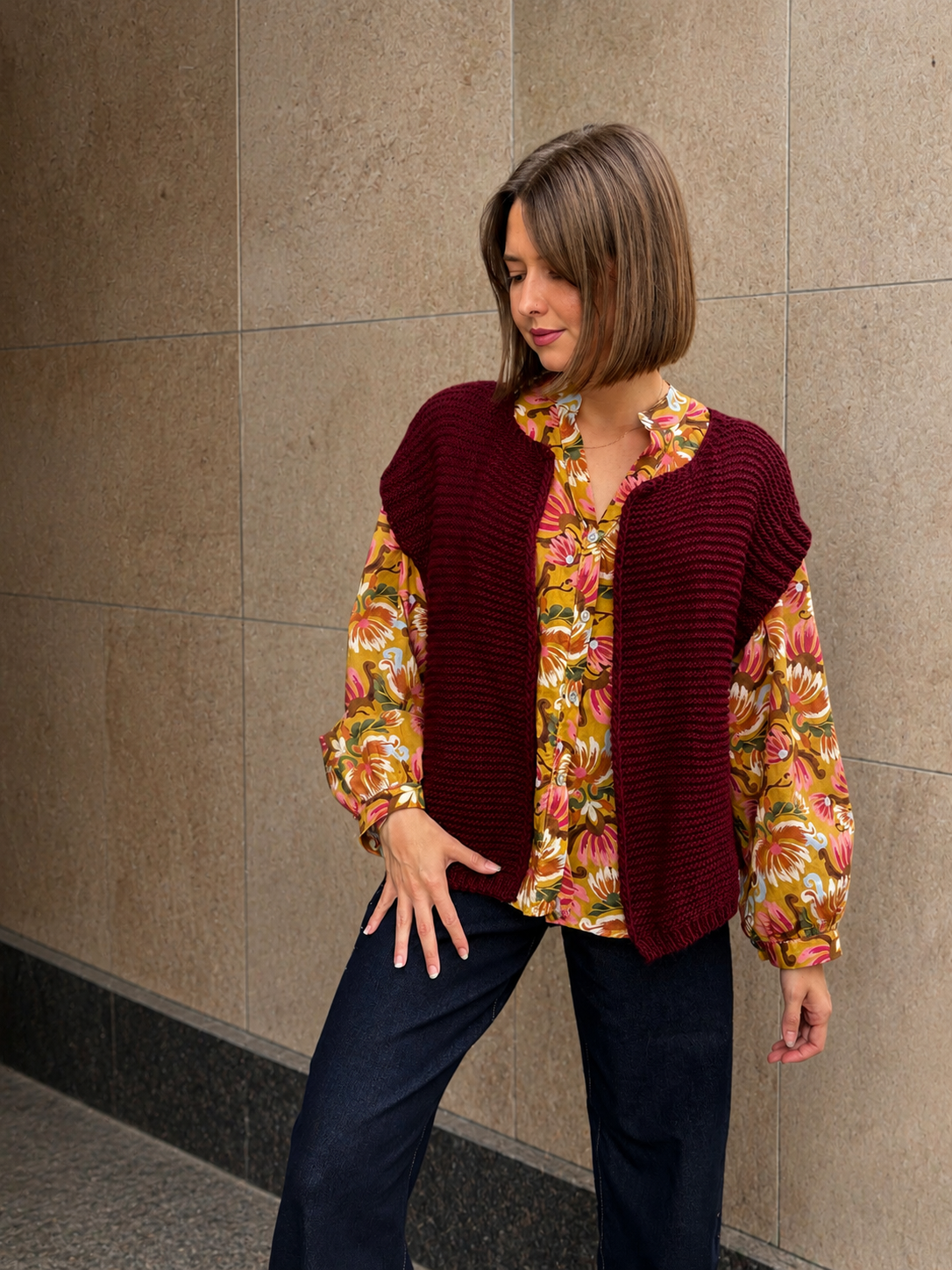 gilet pour femme en crochet bordeaux tendance mi saison automne