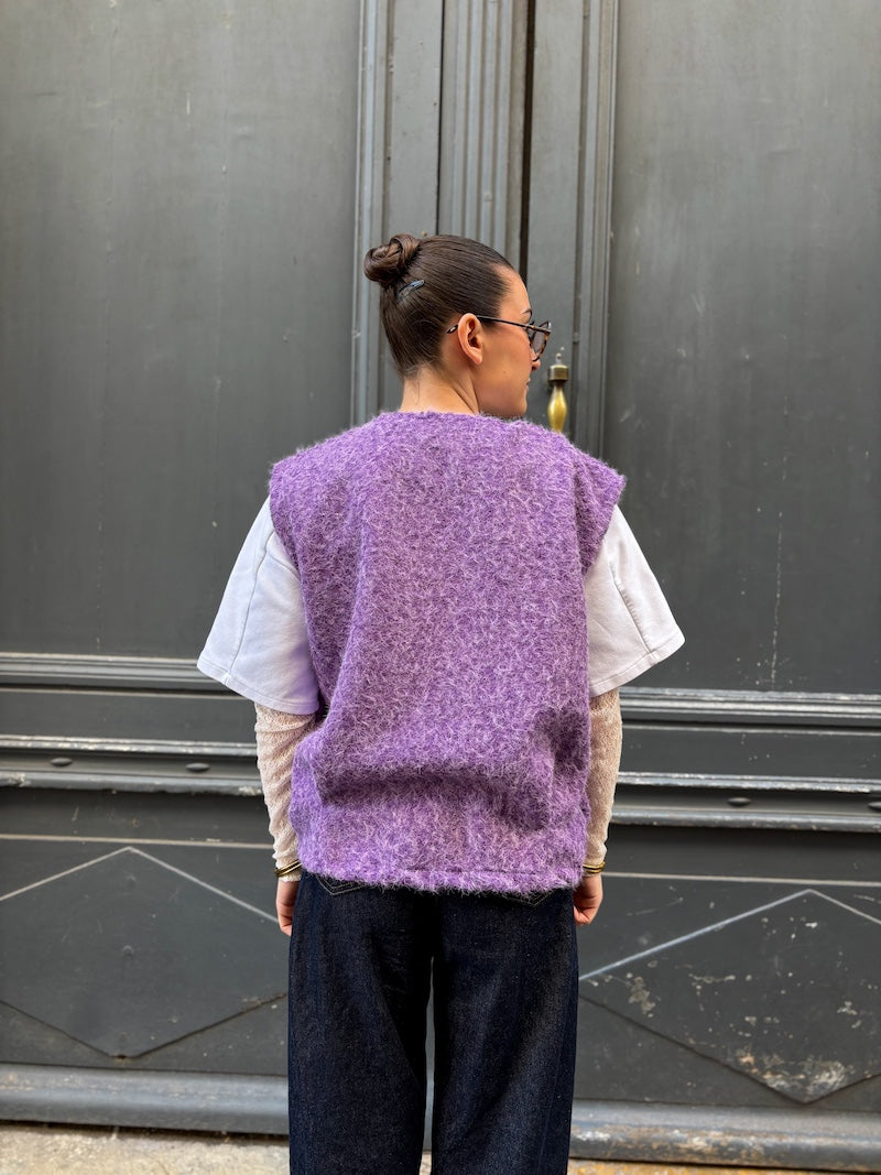 Gilet sans manches duveteux - Tendance et moderne