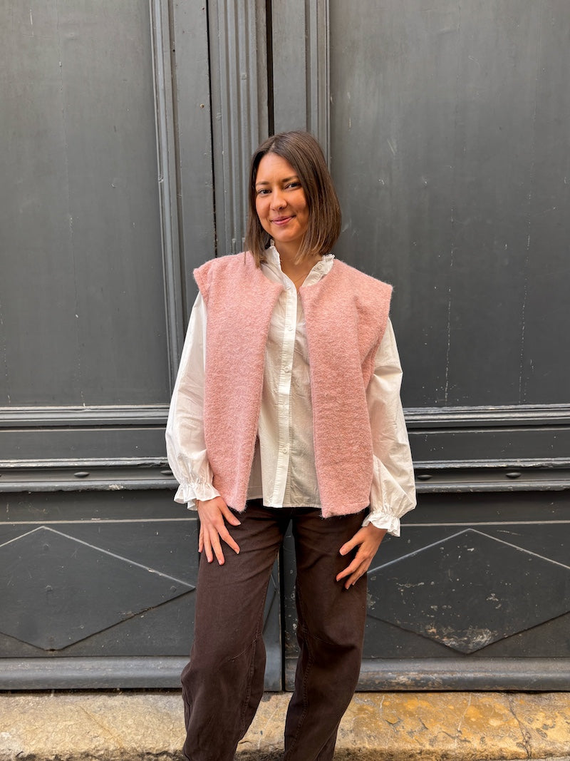 Gilet sans manches duveteux - Tendance et moderne