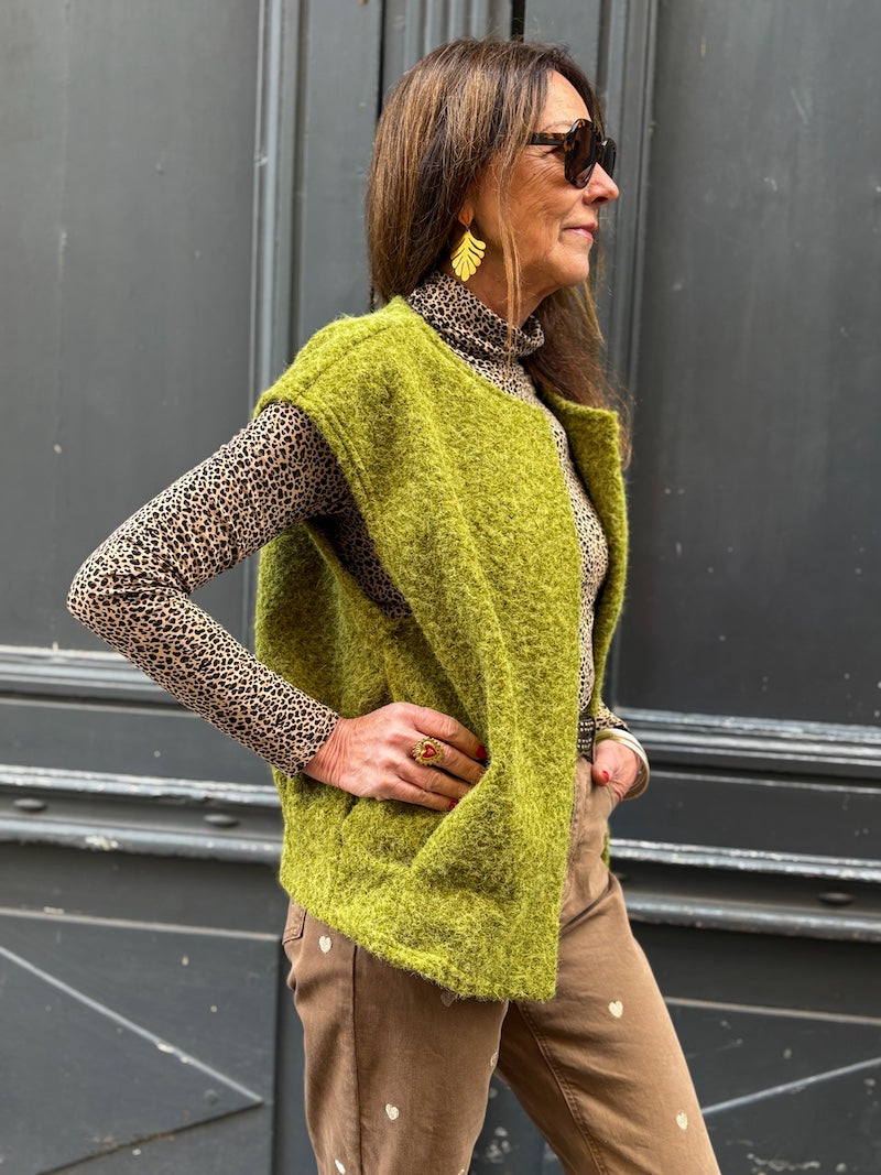 Gilet sans manches duveteux - Tendance et moderne