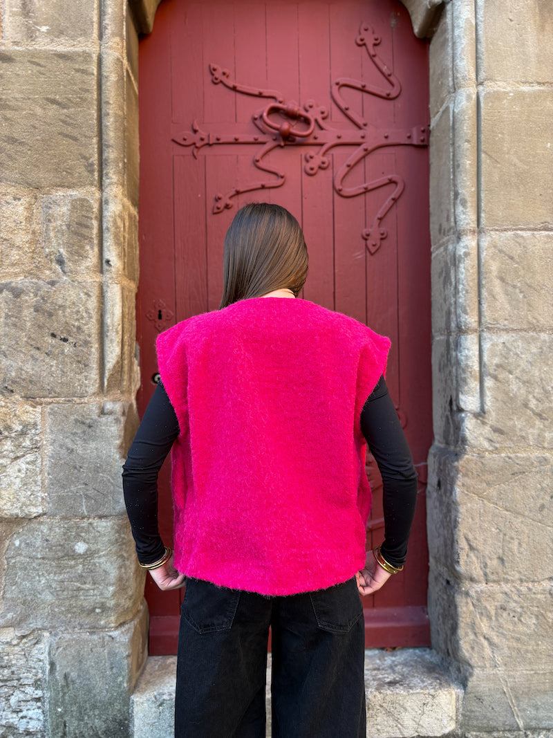 Gilet sans manches rose duveteux