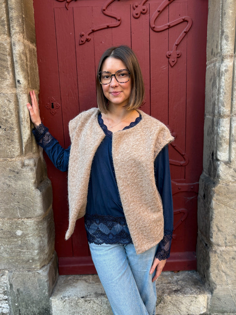 Veste sans manches duveteux beige