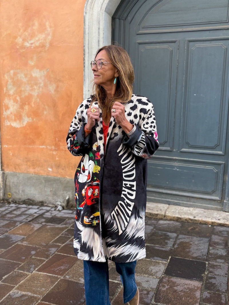 Manteau long pop art Mickey – tendance et rock