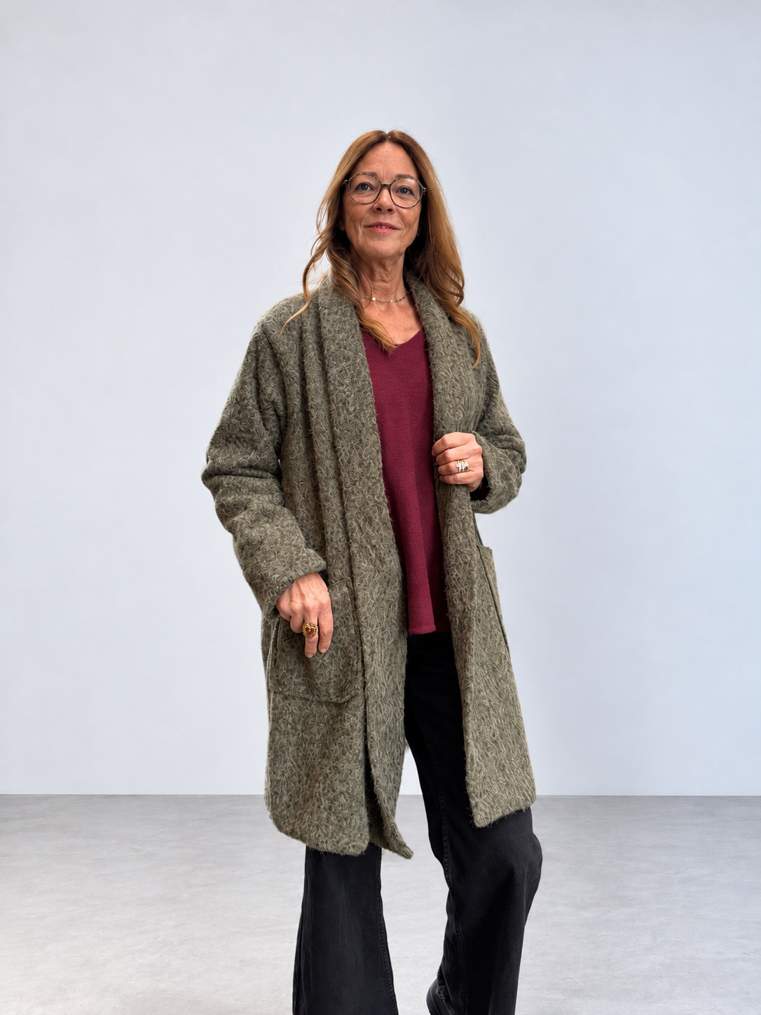 Manteau duveteux mi-long tendance pour femme