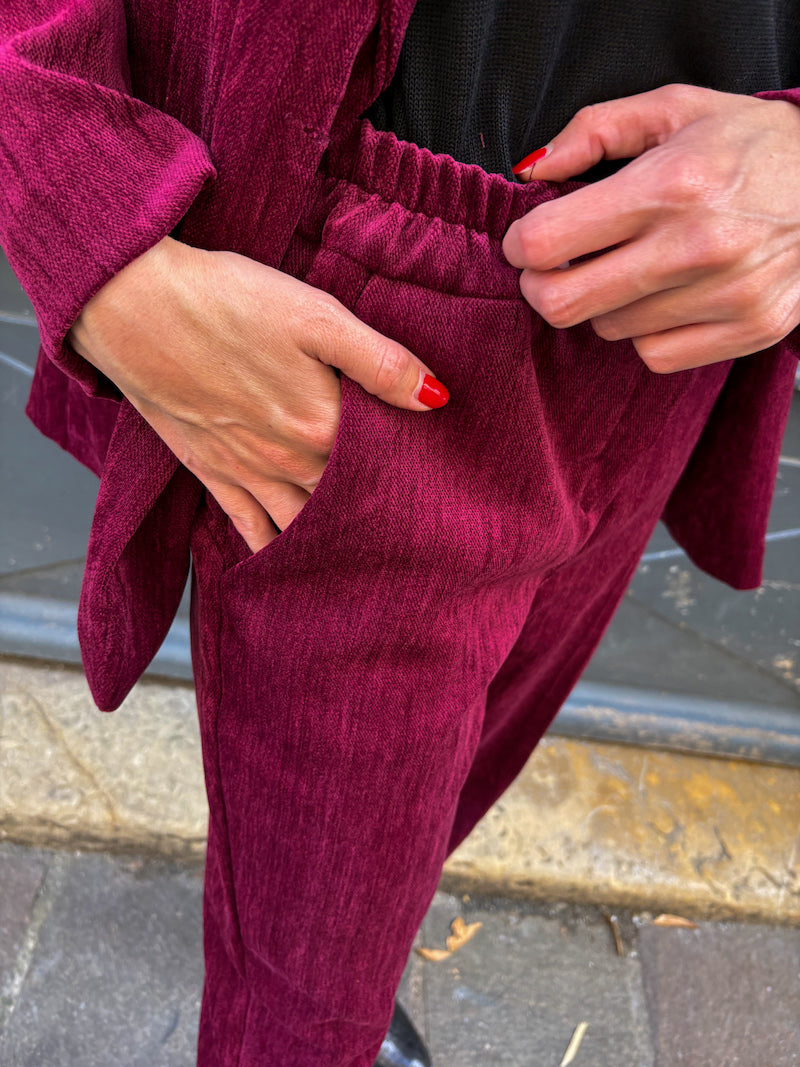 Pantalon de tailleur chic bordeaux en velours