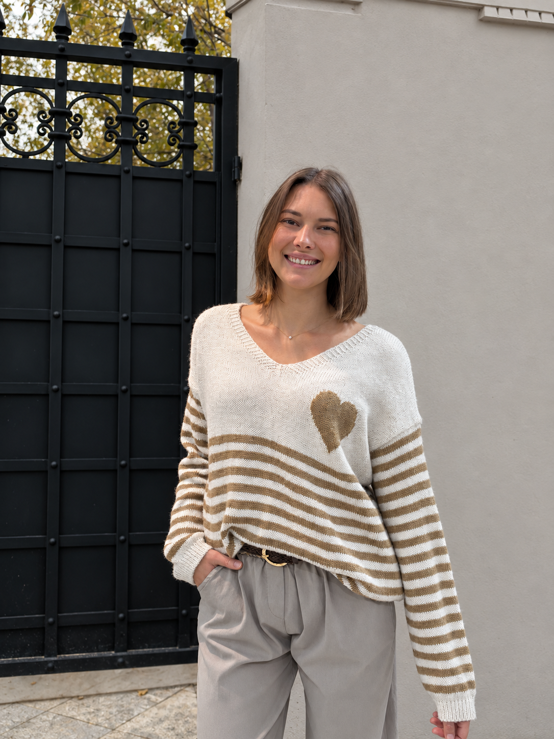 Pull à rayures et coeur tendance pour femme