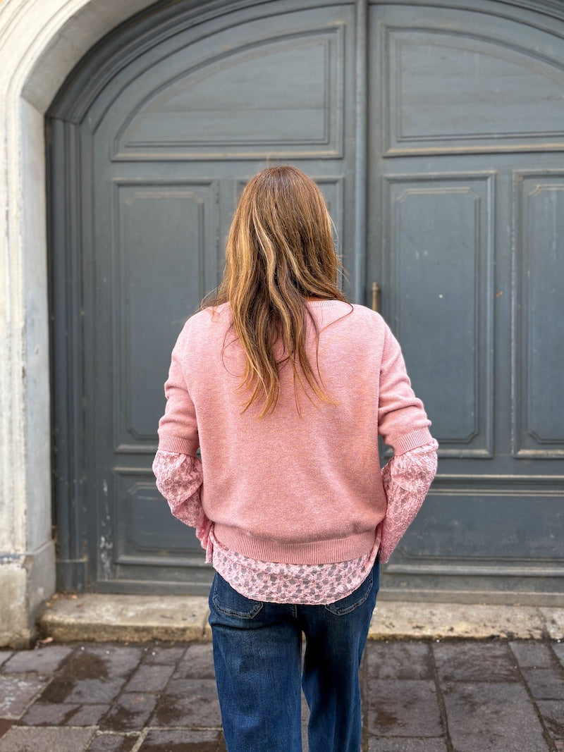 Pull en maille à manches 3/4 et col V
