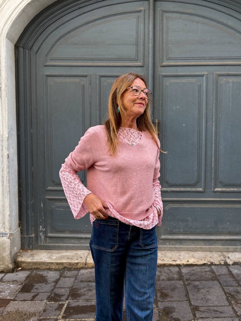 Pull en maille à manches 3/4 et col V