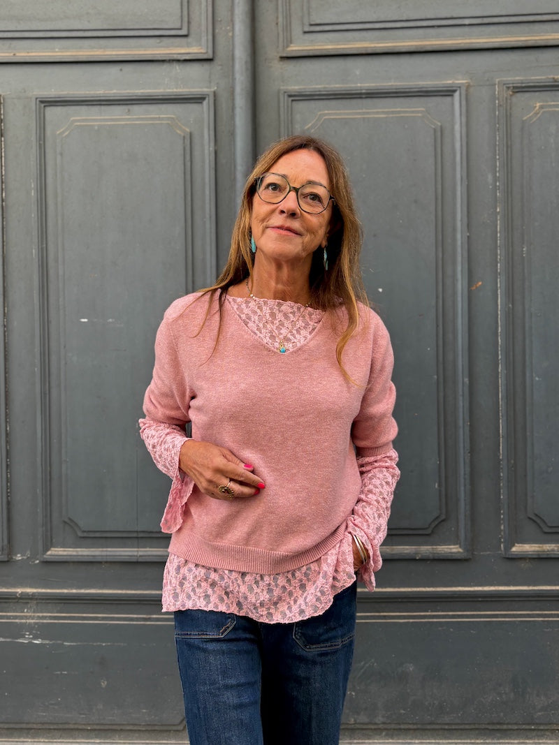 Pull en maille à manches 3/4 et col V