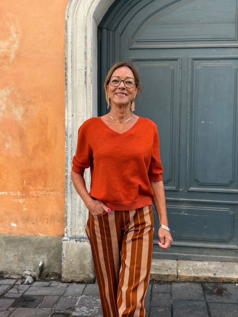 Pull en maille à manches 3/4 et col V