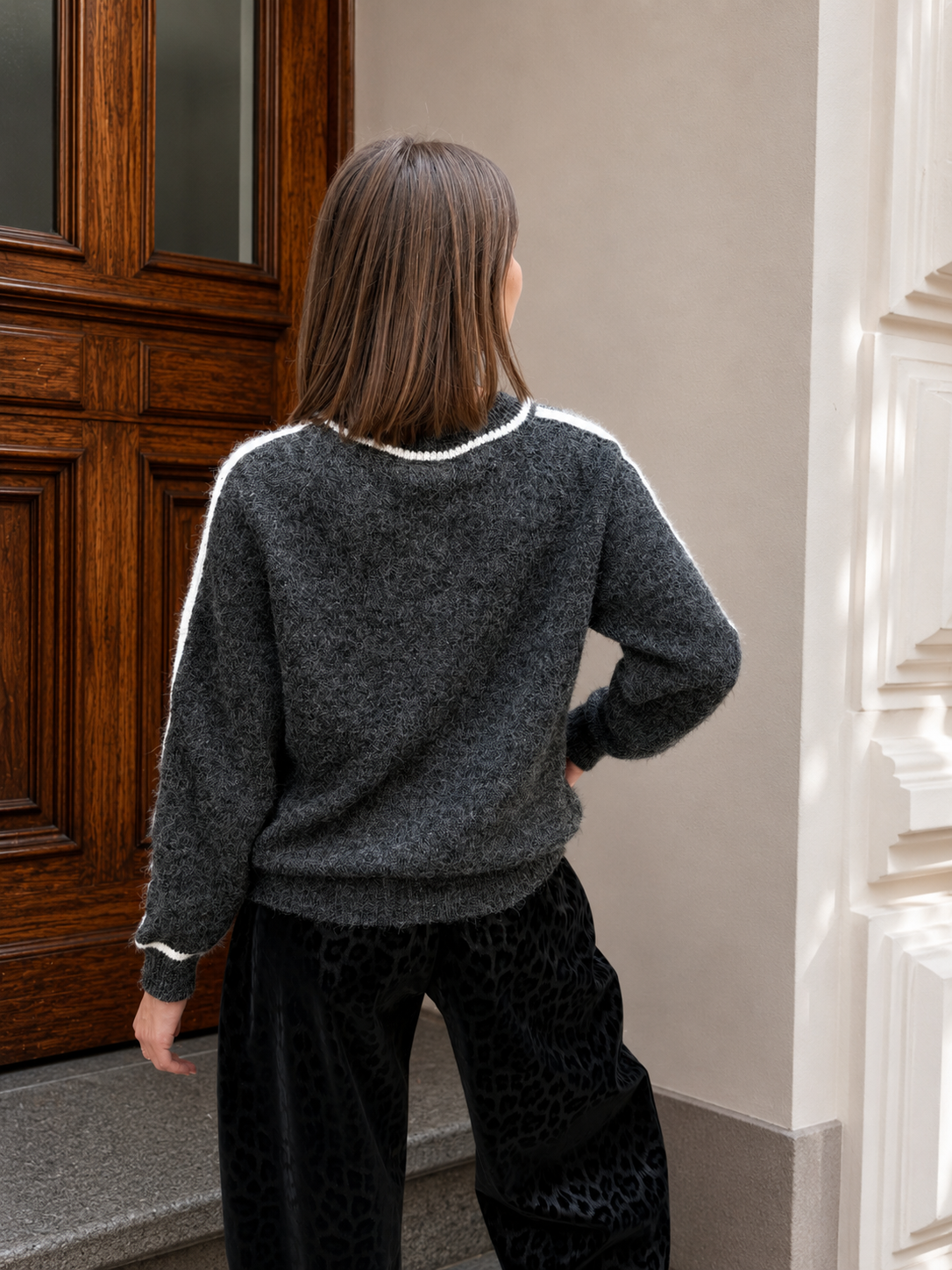 pull chaud col v gris anthracite tendance pour femme