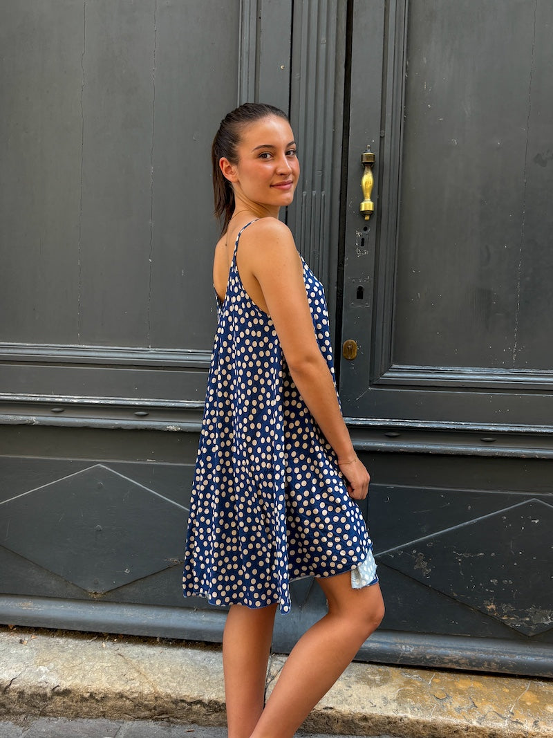 Robe fluide beu marine à pois