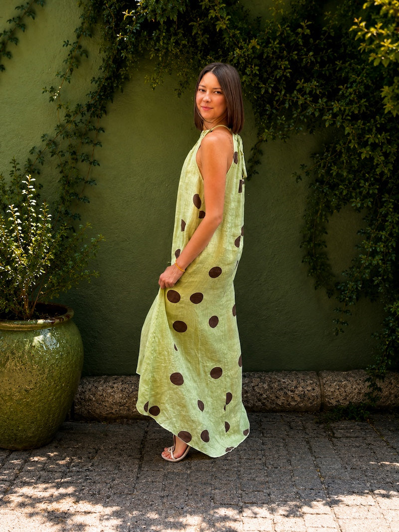Robe longue verte à pois