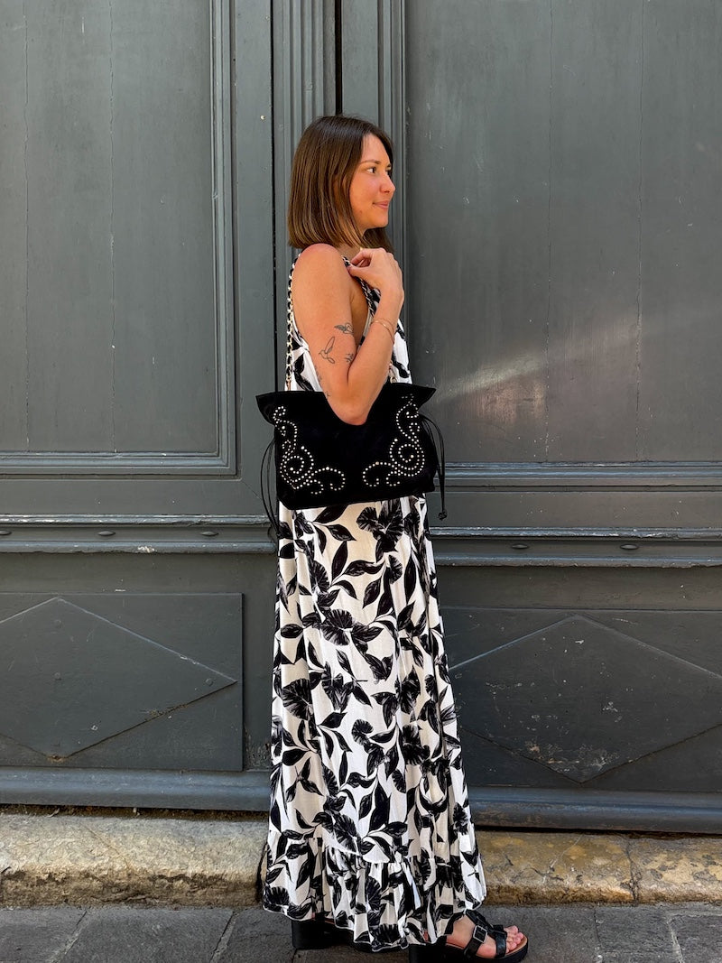 Robe noire et blanche boho-chic