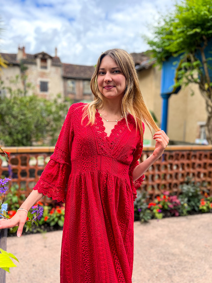 Robe longue bohème en dentelle rouge