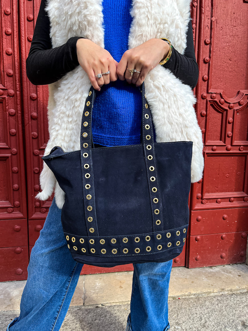 Sac à main clouté en daim bleu marine