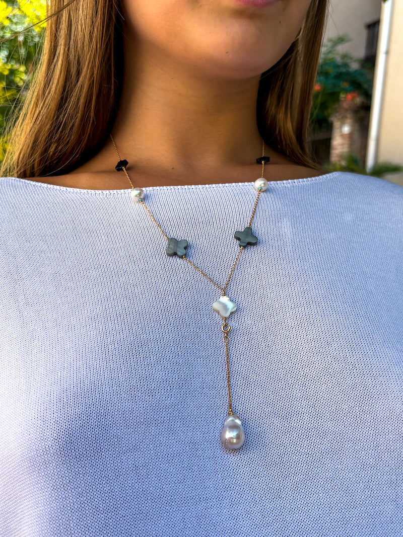 Sautoir trèfle en onyx nacre et plaqué or Lucky