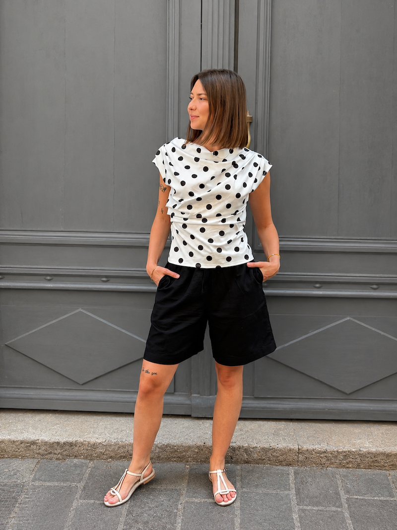 Top blanc à pois tendance