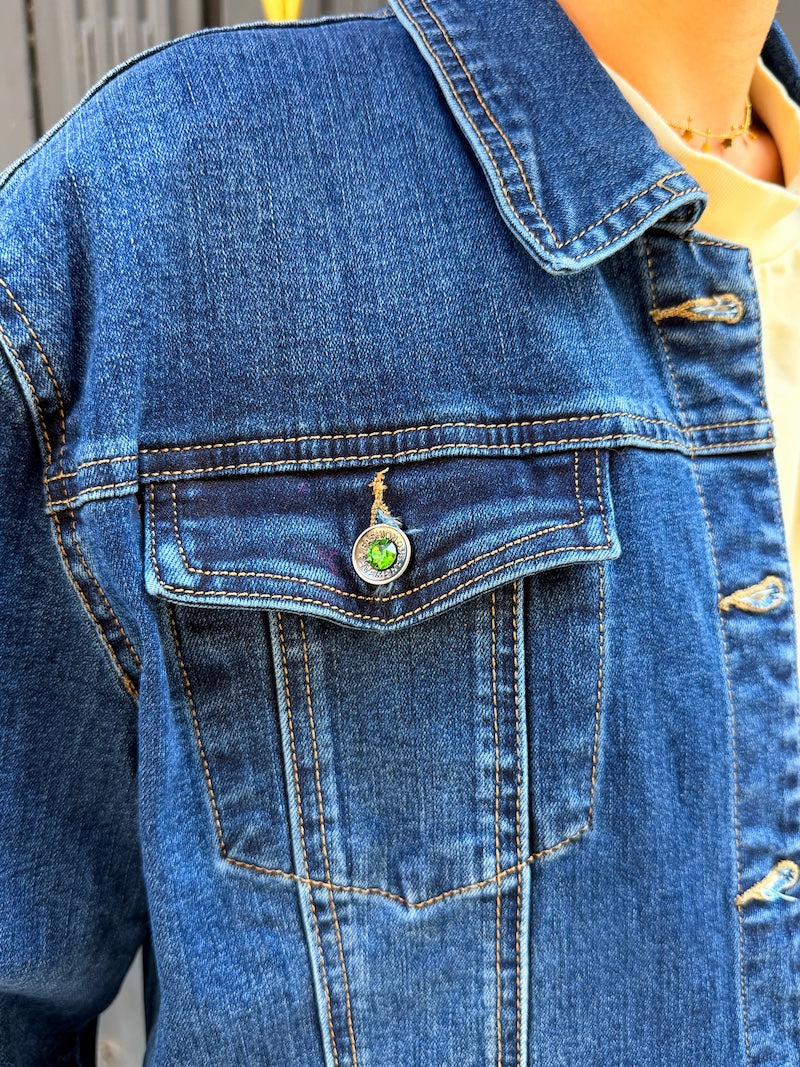 Veste en jean pour femme customisée Frida Kahlo