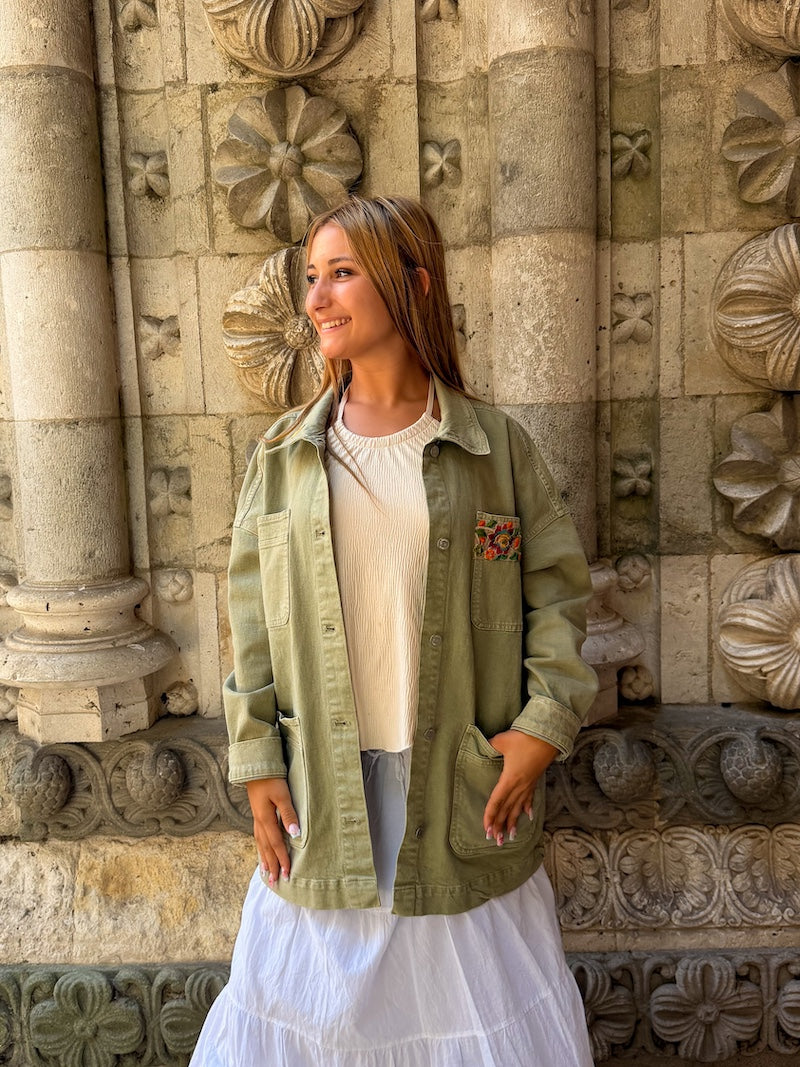 Veste oversize kaki customisée d'un éléphant