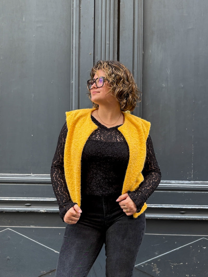 Gilet sans manches duveteux - Tendance et moderne