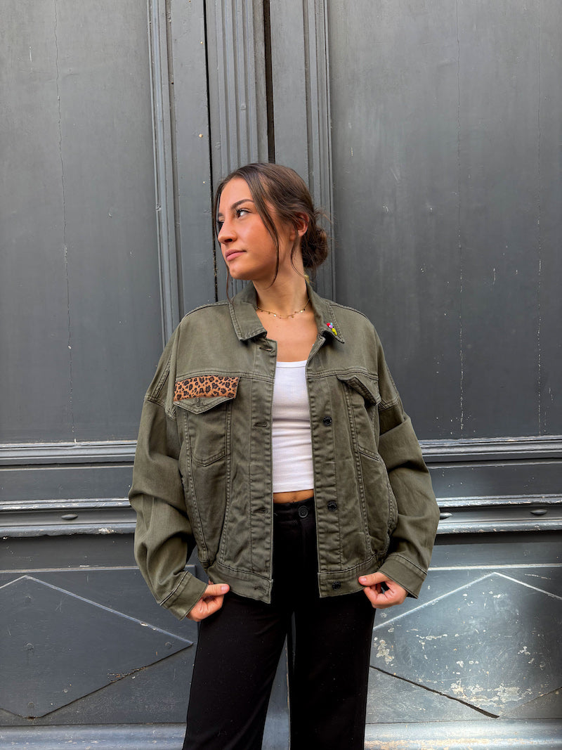 Veste brodée d'un ange et d'un soleil