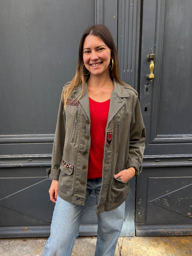 Veste militaire brodée à l'effigie de Frida Kahlo - Raíces y flores