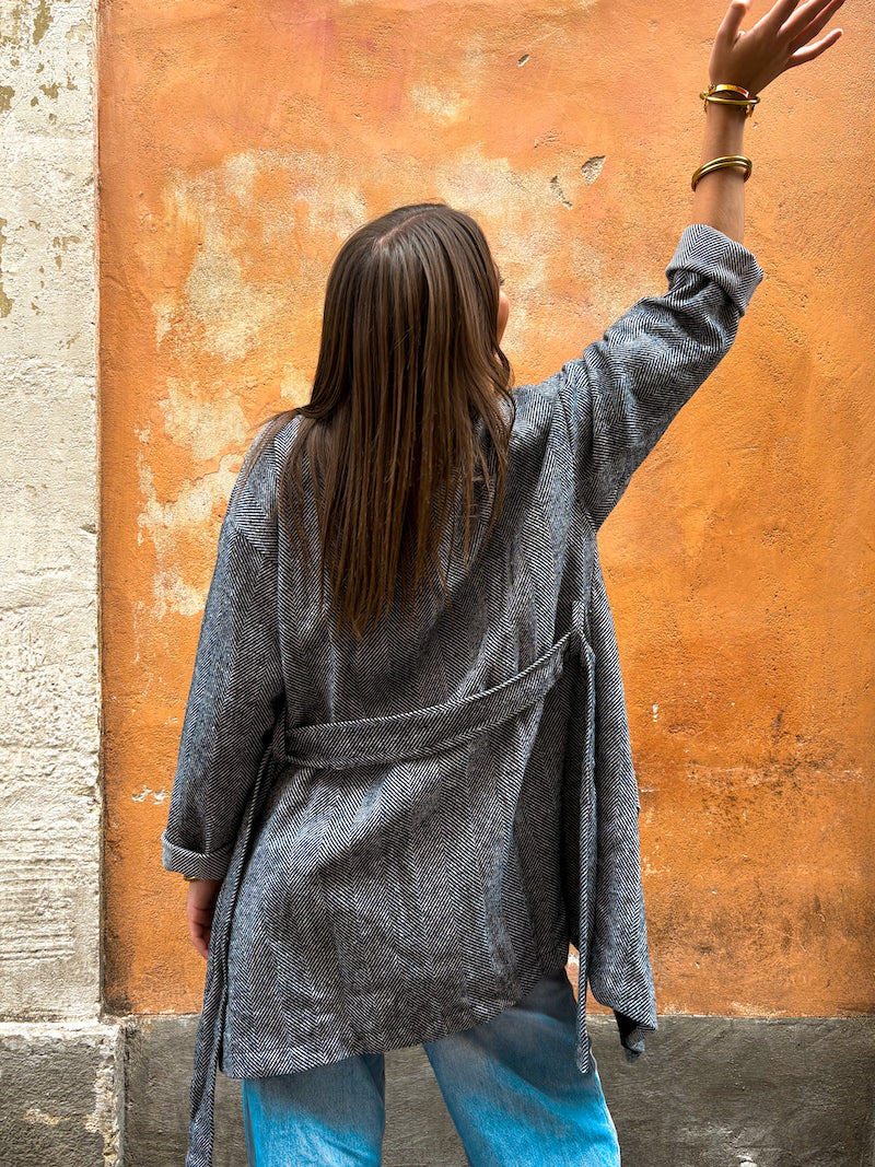 Trench à motif vintage chevron gris