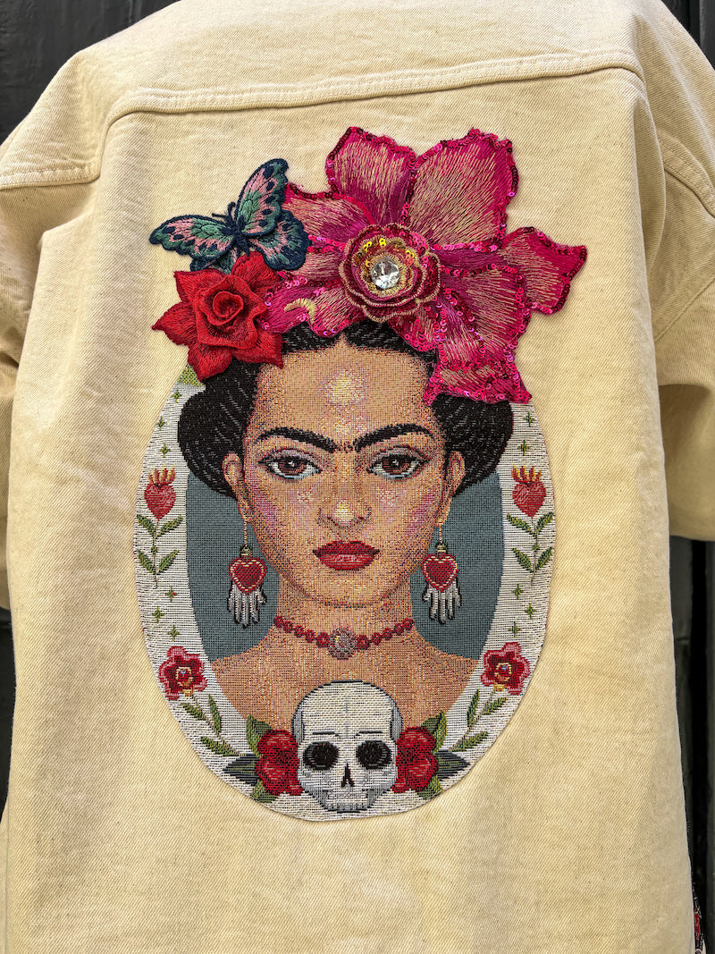 Veste blanc cassé oversize brodée Frida Kahlo - Flores rosas