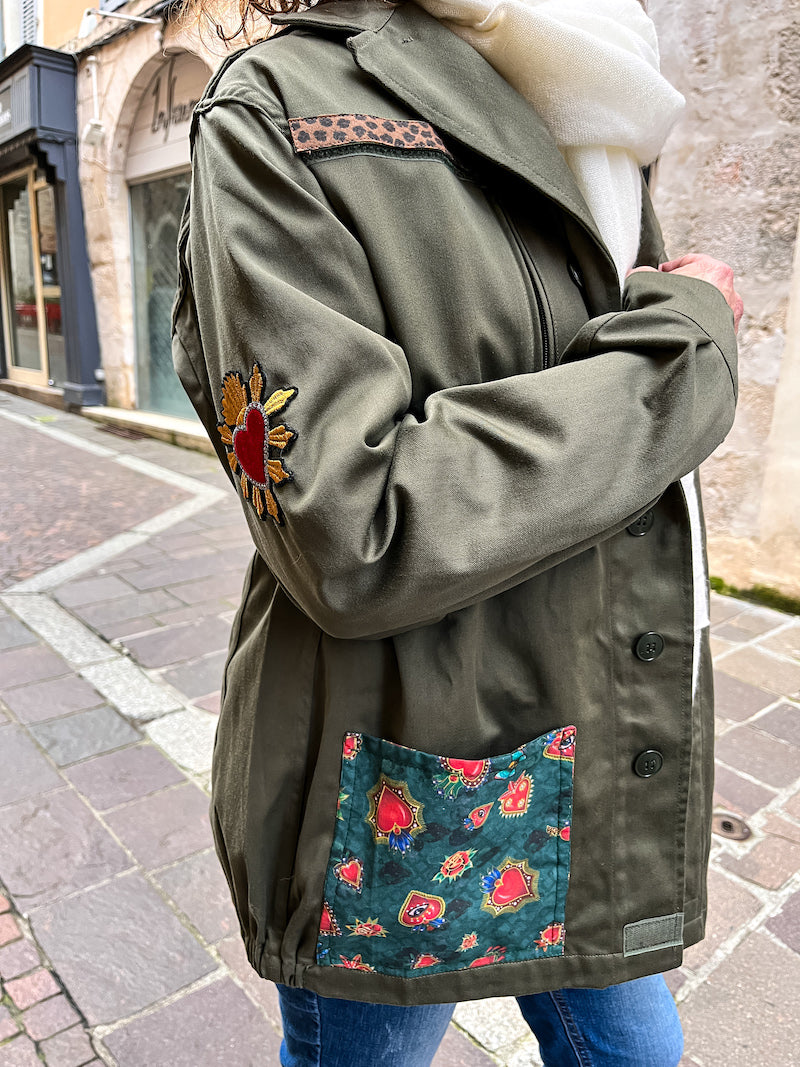 Veste militaire brodée à la main Frida Kahlo Papagayo