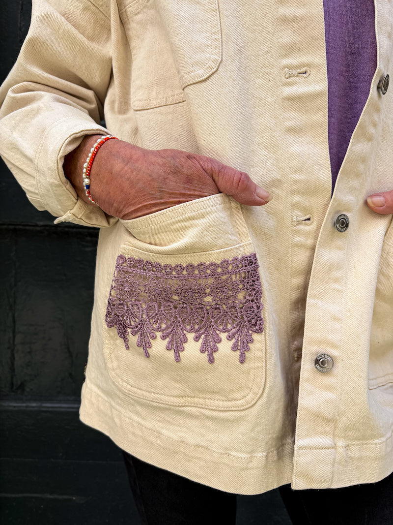 Veste blanc cassé oversize brodée Frida Kahlo - Flores rosas