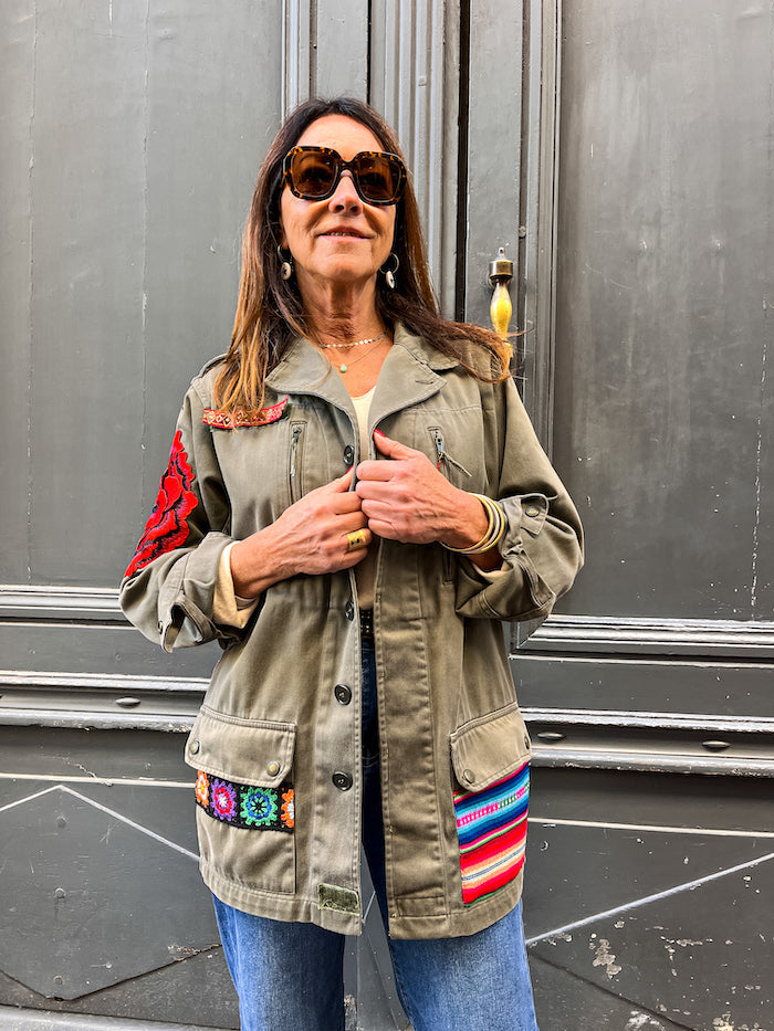 Veste militaire customisée Calavera mexicaine indien