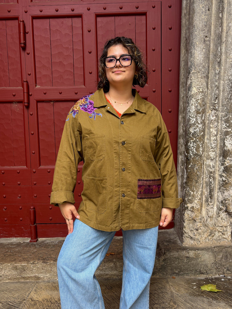 Veste kaki brodée d'un Éléphant