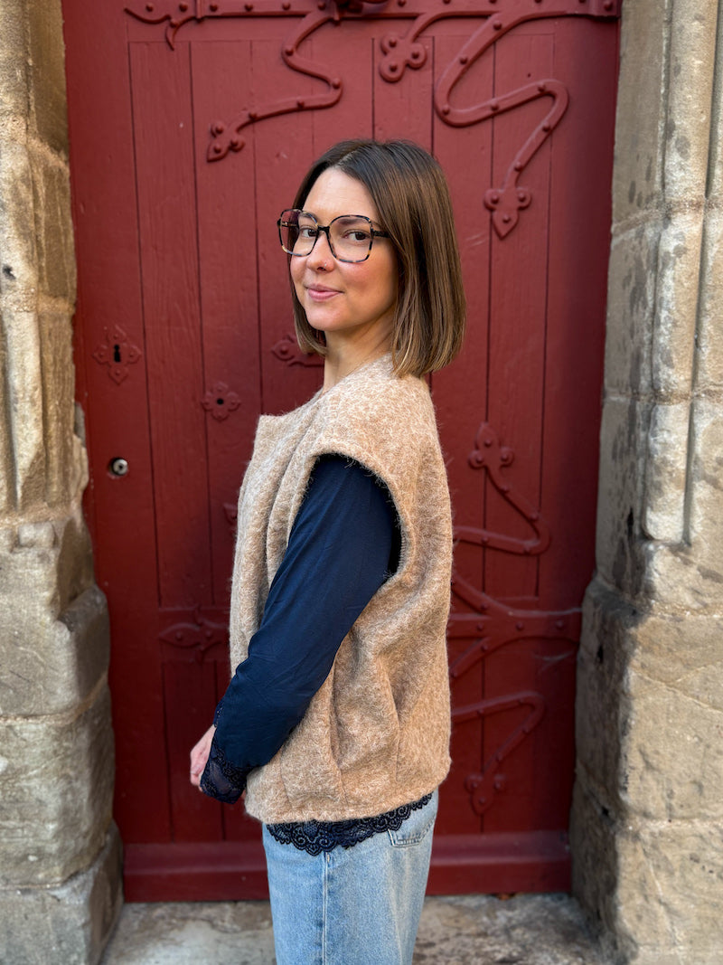 Veste sans manches duveteux beige