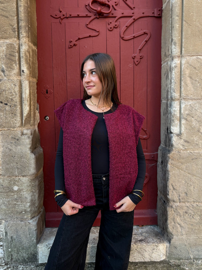 Gilet sans manches bordeaux duveteux