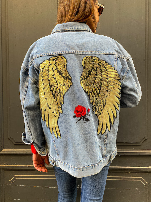 Veste en jean oversize personnalisée avec des ailes d'ange dorées