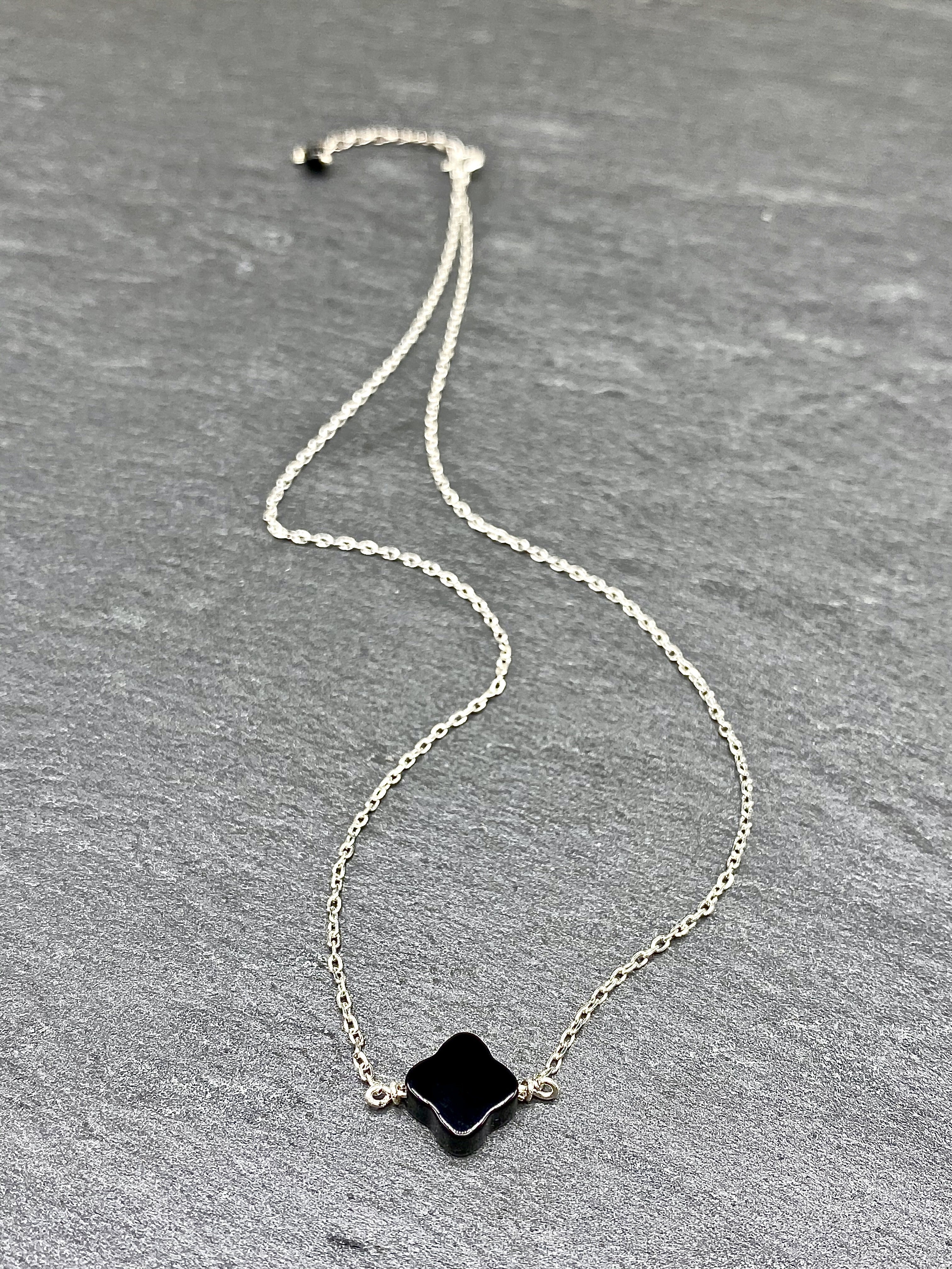 Collier trèfle en argent et onyx Lucky - Collier