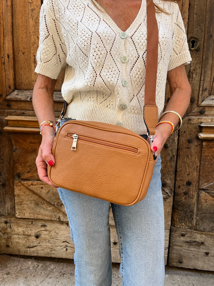 Sac camel tête de mort style gothique et strass