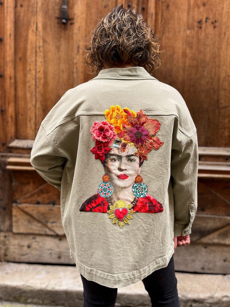 veste en jean oversize customisée
