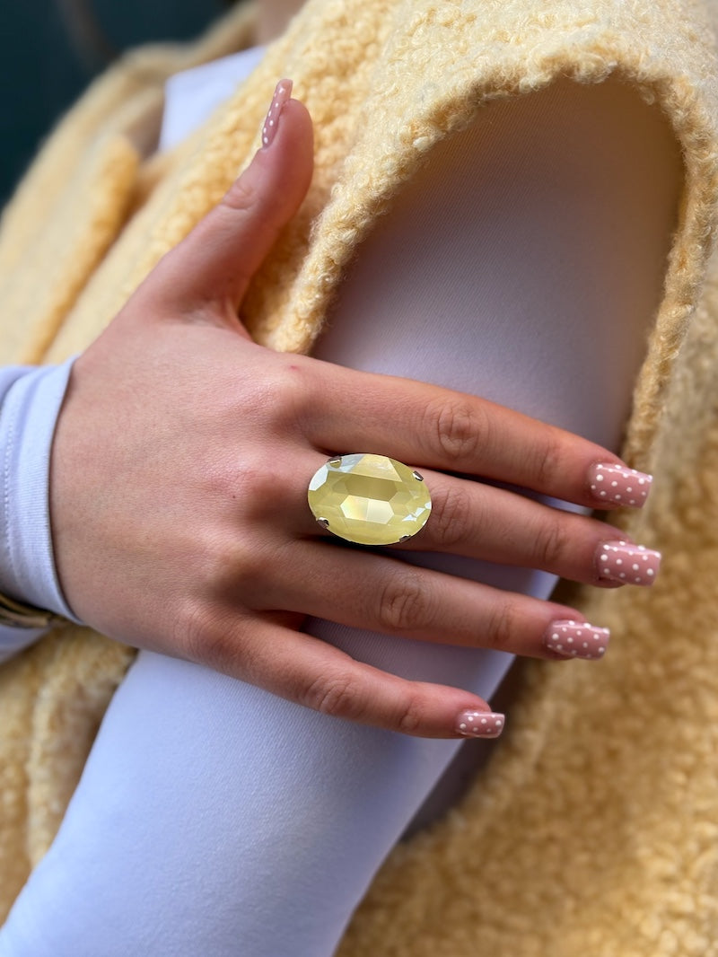 Bague ovale en cristal de Swarovski jaune