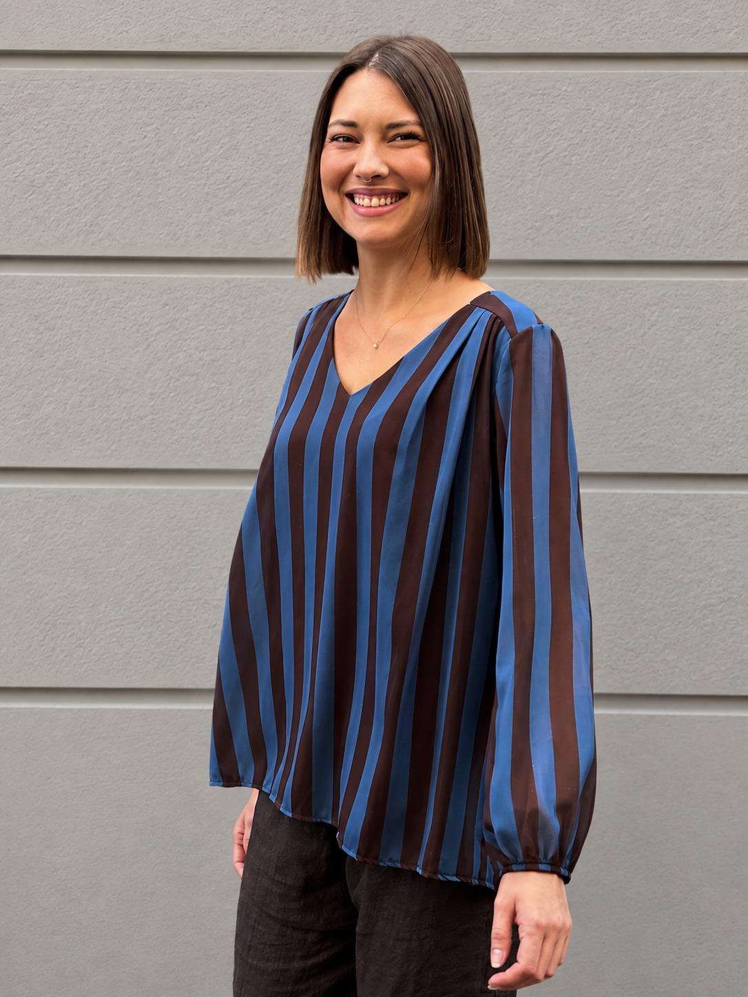 blouse à rayures tendance pour femme bleu marine et noir