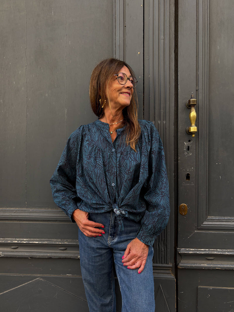 Blouse bleue à fleurs April Vintage
